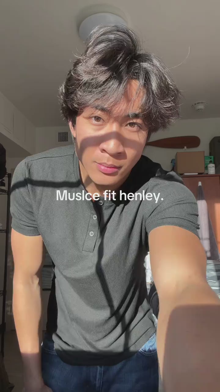 The Daily Standard Muscle Henley